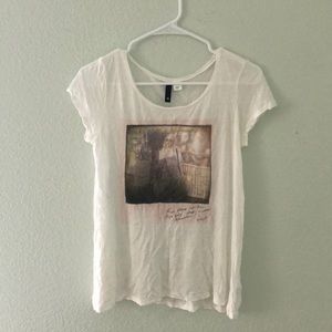 White picture printed top